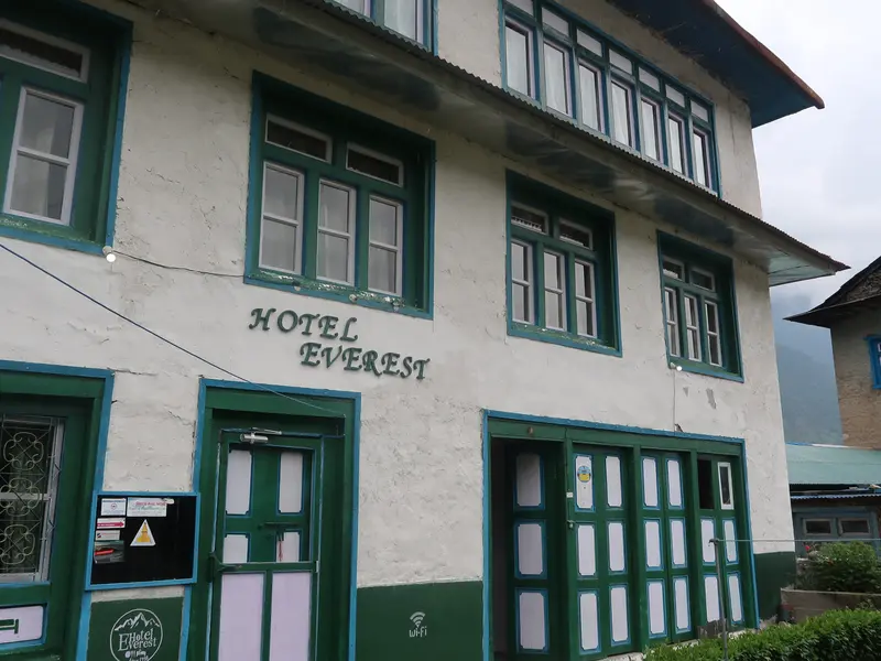 Hotel Everest