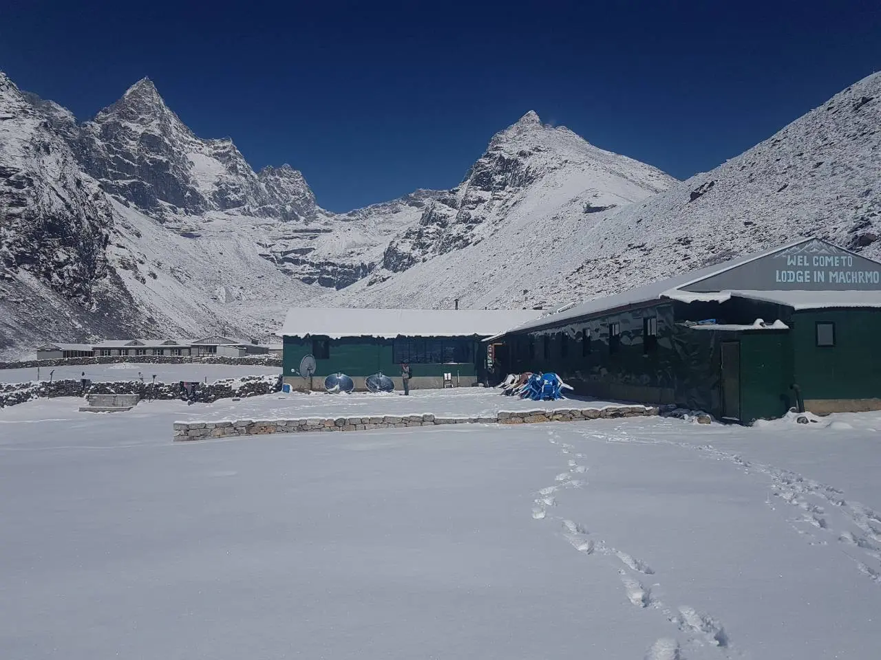 Lodge in Machhermo