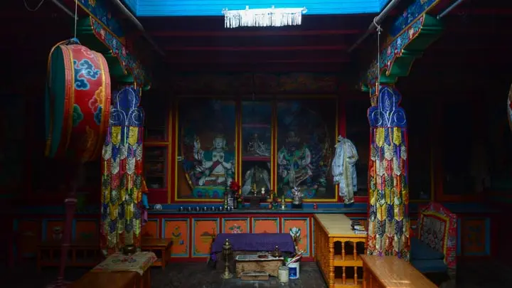 Thini Gompa