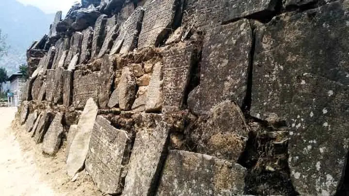 Mani Wall