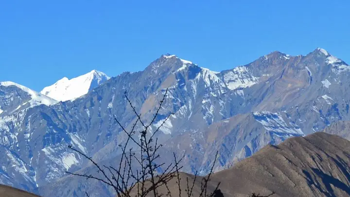 Dhampus Peak 6012m