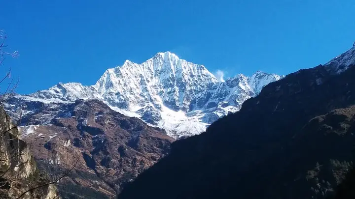 Thamserku 6608m