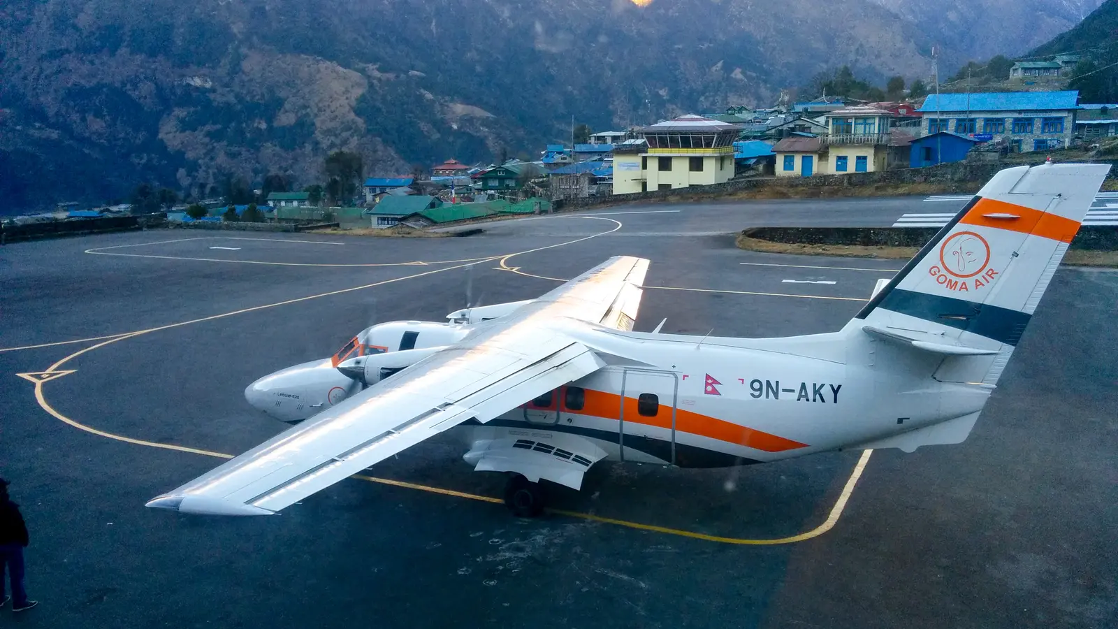 Lukla cover