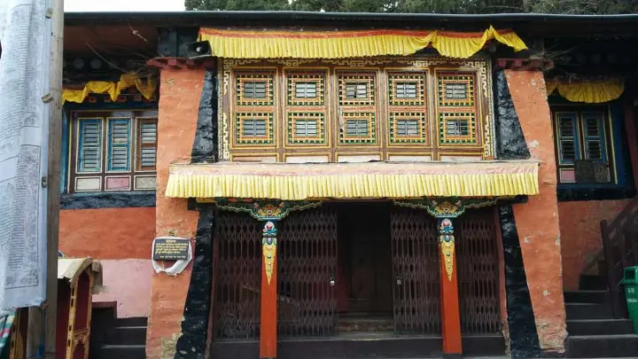 Khumjung And Khunde