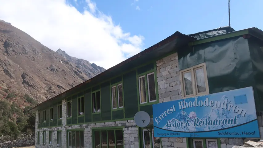 Everest Rhododendron Lodge