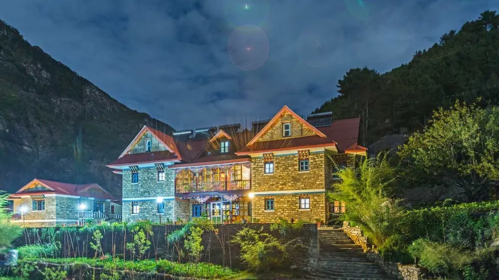 Everest Summit Lodge