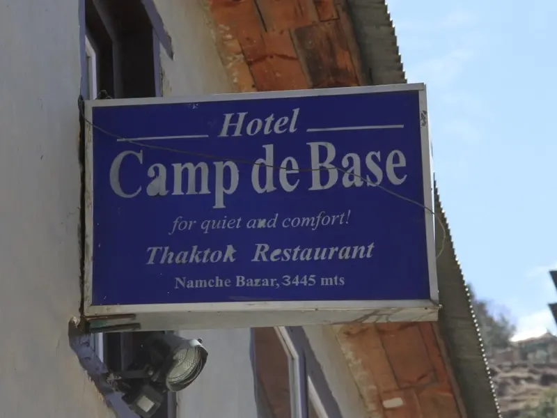 Hotel Camp De Base