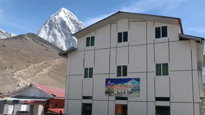 Hotel Everest Inn