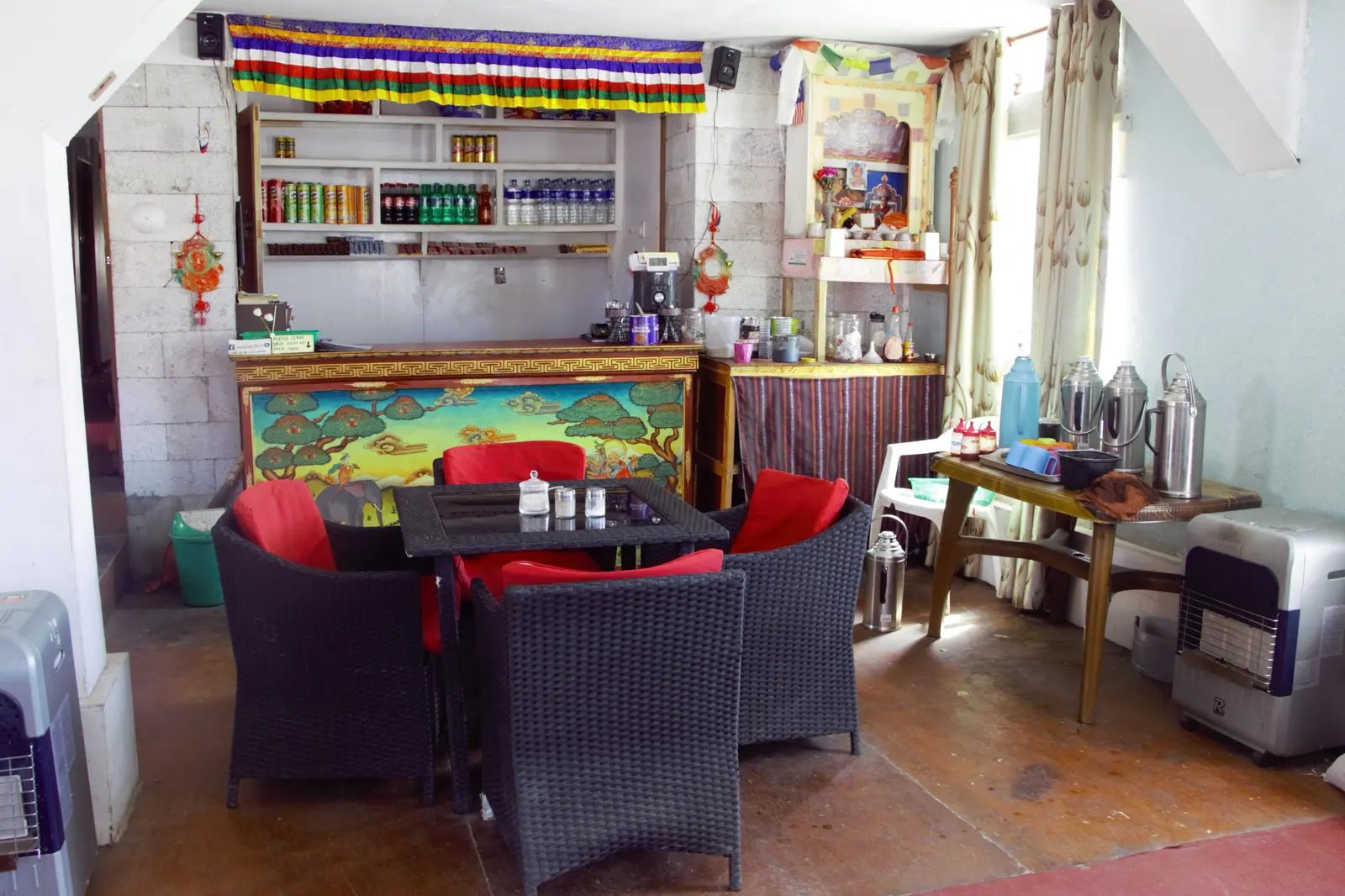 Hotel Everest Inn