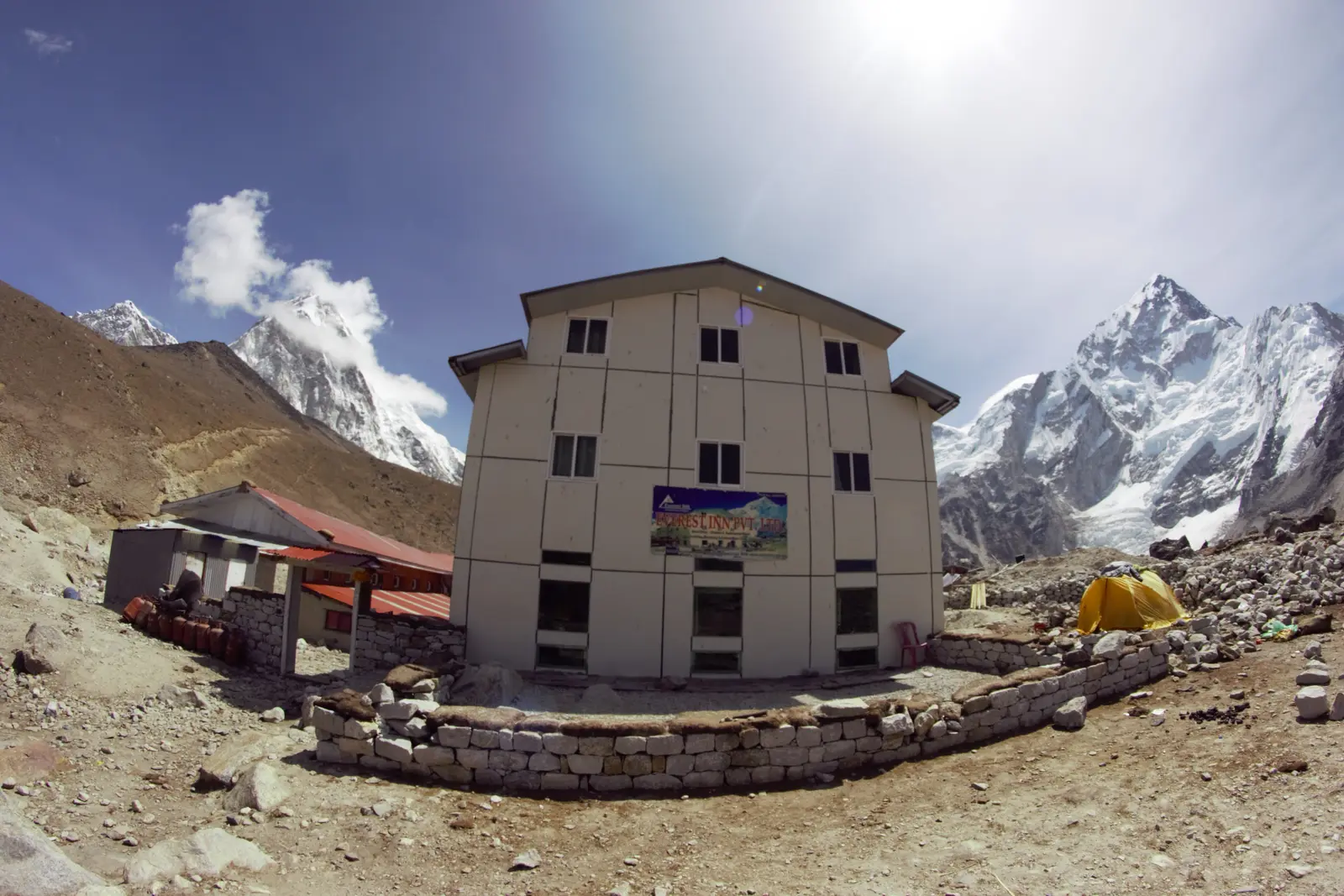 Hotel Everest Inn