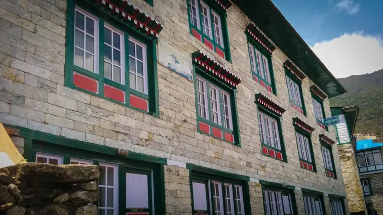 Hotel Everest