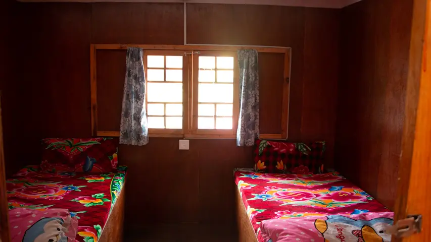 Mount Kailash Lodge And Restaurant