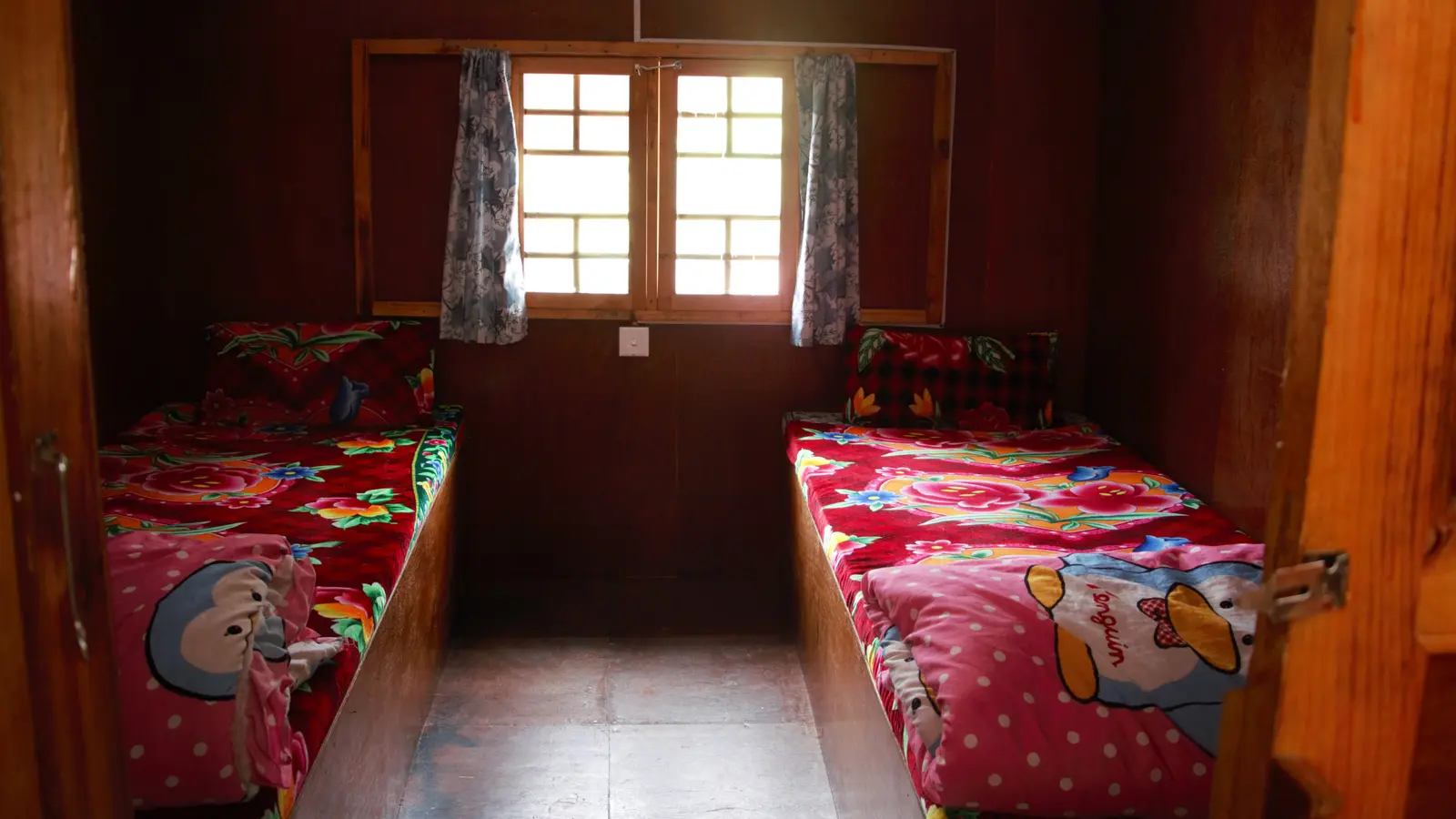 Mount Kailash Lodge And Restaurant