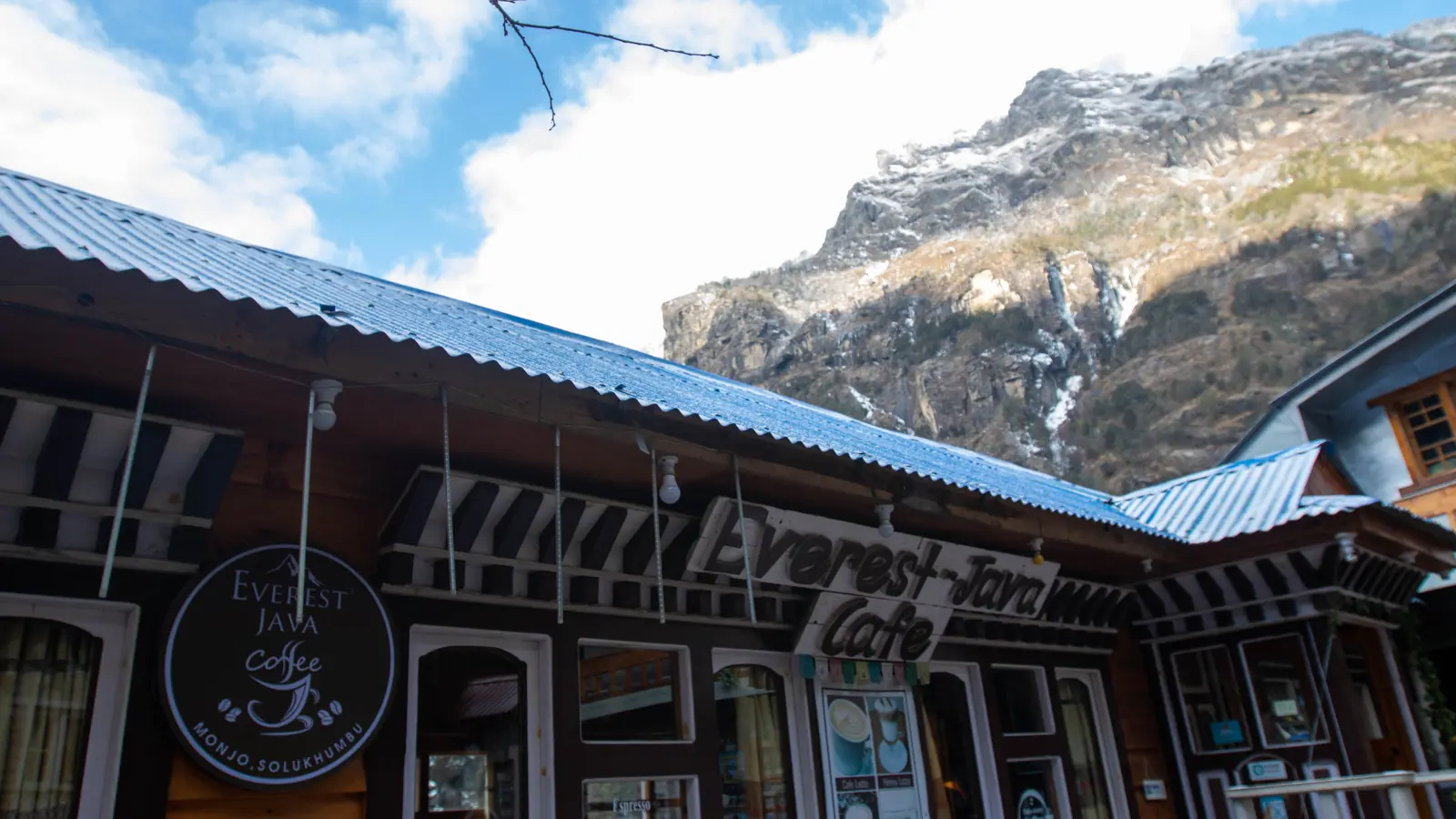 Mount Kailash Lodge And Restaurant