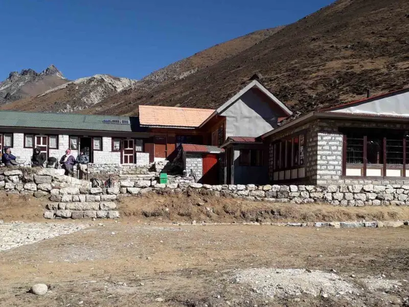 Renjo Pass Lodge