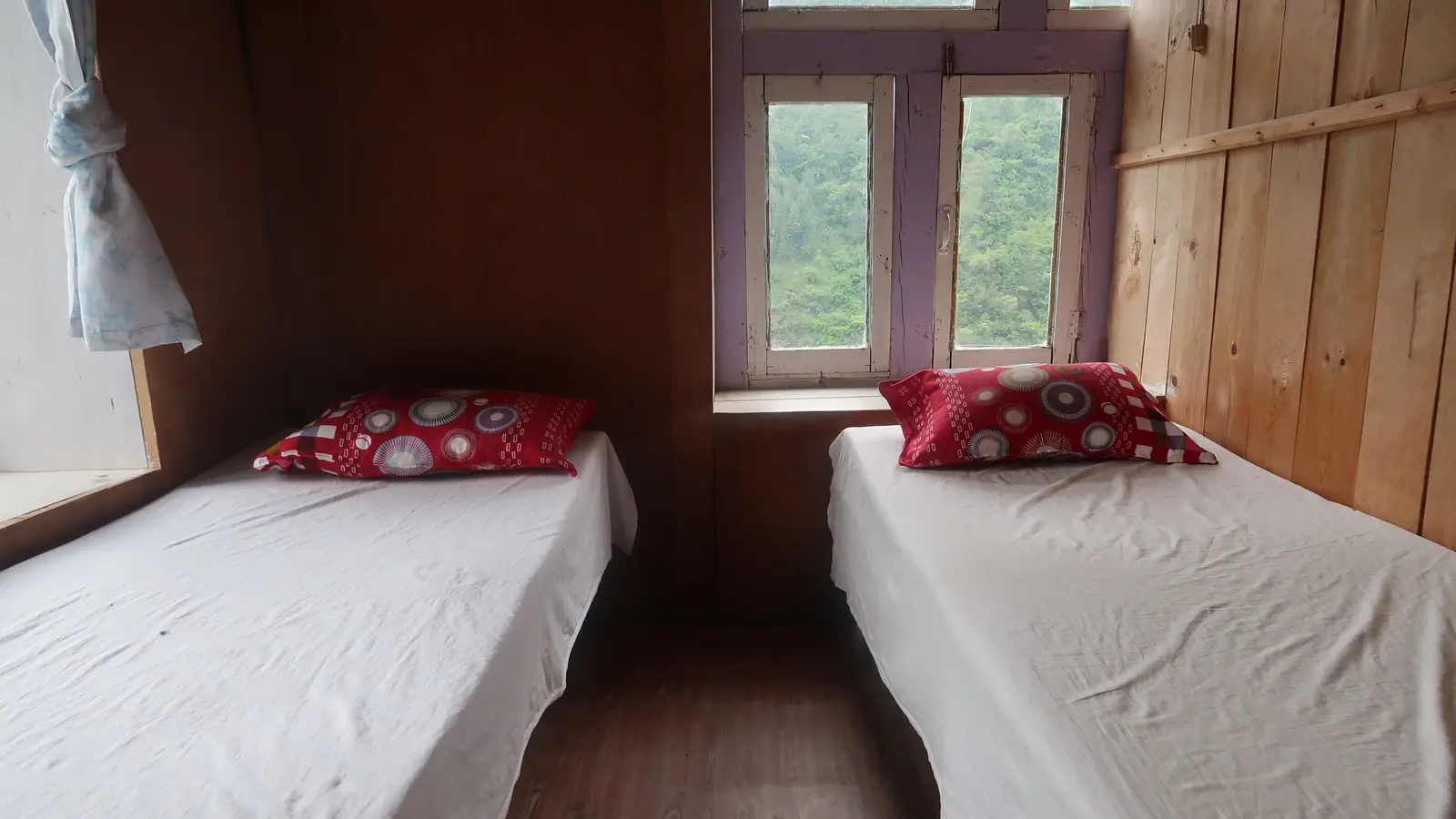 Shangri La Lodge