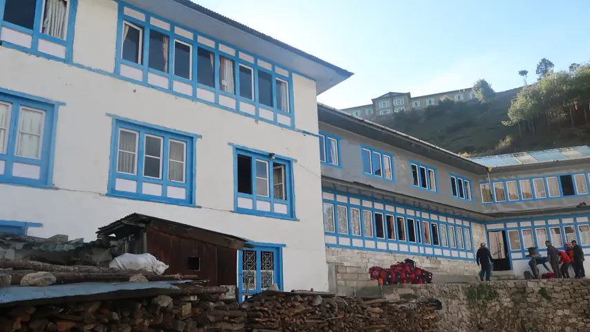 Sona Lodge and Restaurant