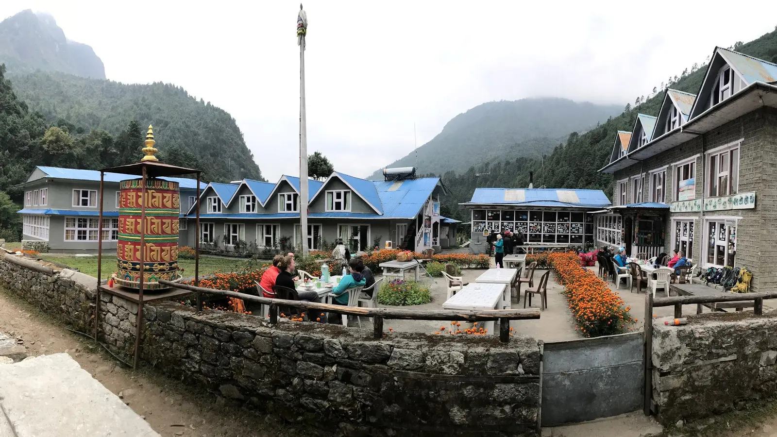 Sunrise Lodge