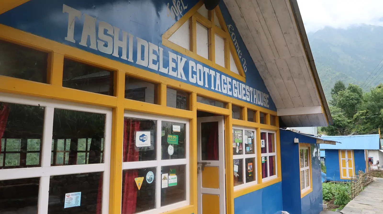 Tashi Delek Cottage Guest House