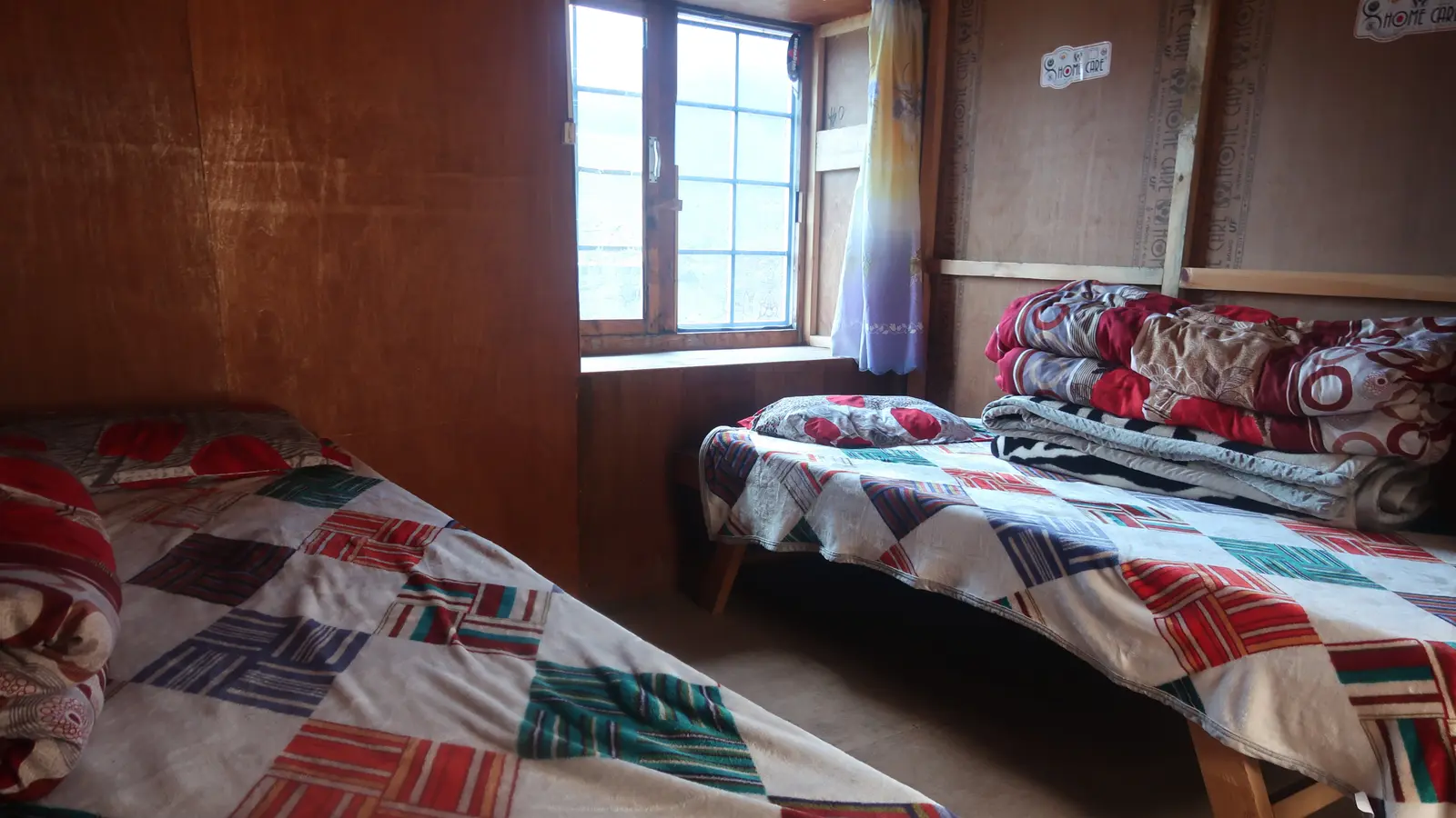 Thamserku View Lodge And Restaurant