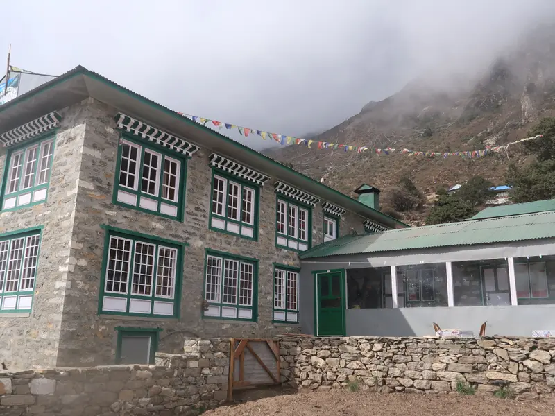 Thamserku View Lodge And Restaurant
