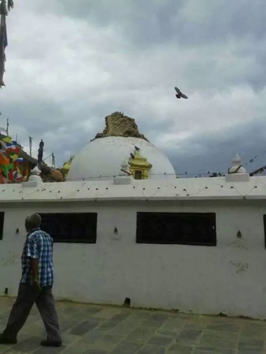 Earthquake in Nepal, swayambhunath