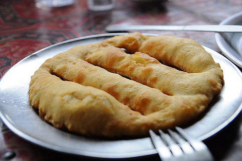<a href="https://www.flickr.com/photos/lilyinnepal/3522543226" target="_blank">Flickr</a> Tibetean Bread